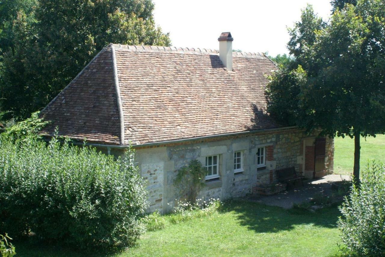 Chambres D'Hotes Domaine Du Bourg Gannay-sur-Loire Esterno foto