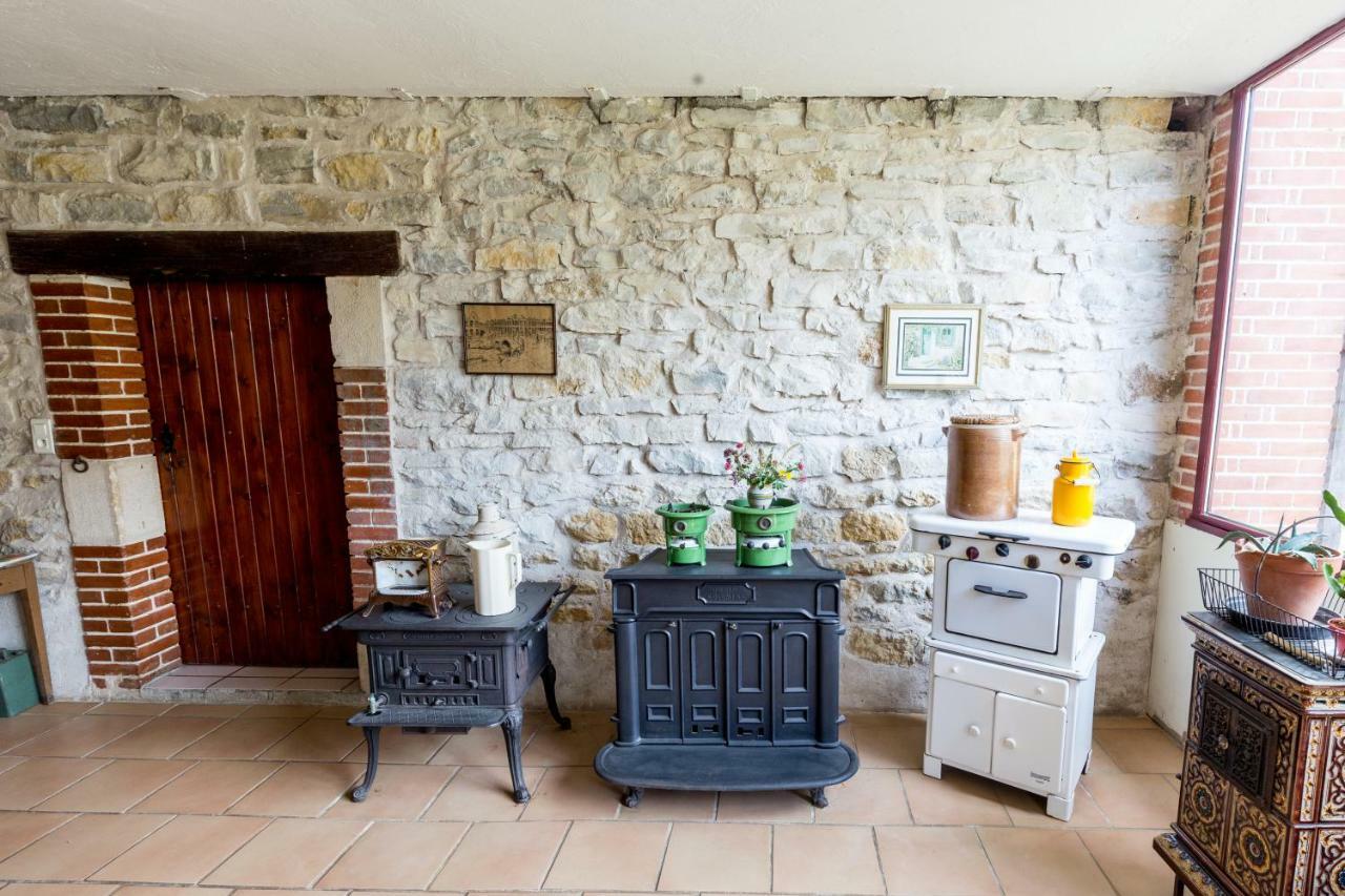 Chambres D'Hotes Domaine Du Bourg Gannay-sur-Loire Esterno foto